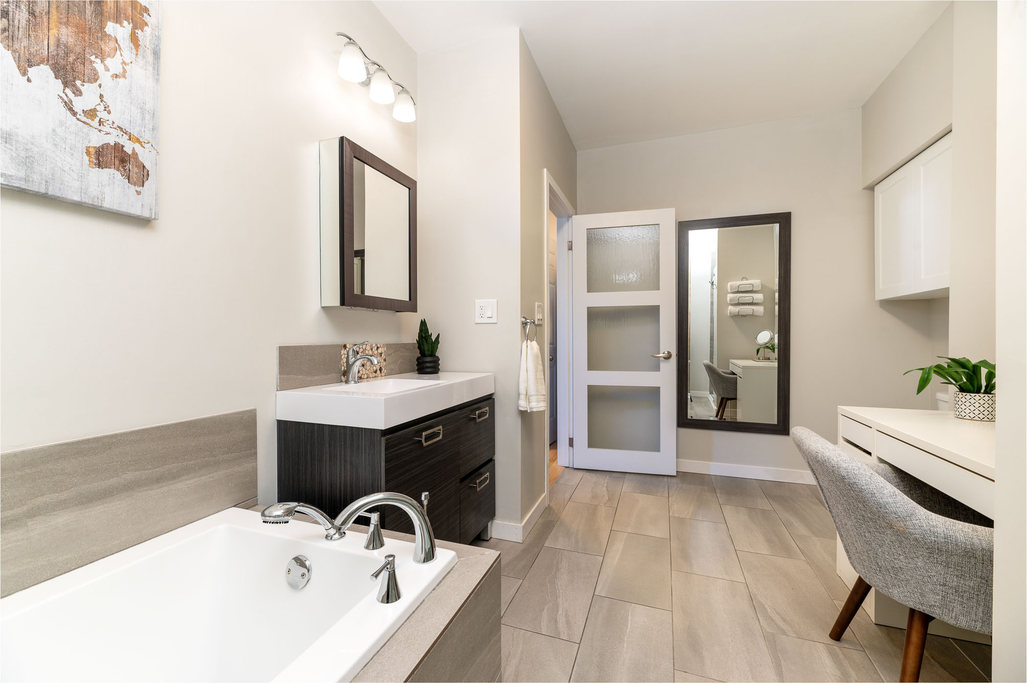 608 Upper James Street, Hamilton - Presented by Campbell & Company Real Estate