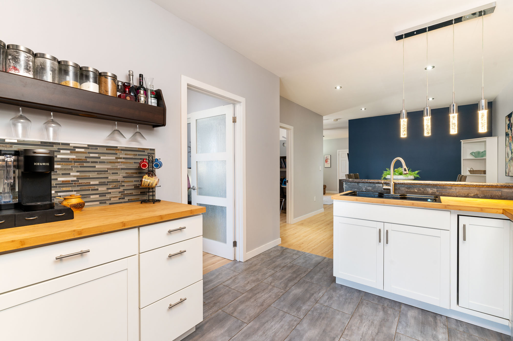 608 Upper James Street, Hamilton - Presented by Campbell & Company Real Estate