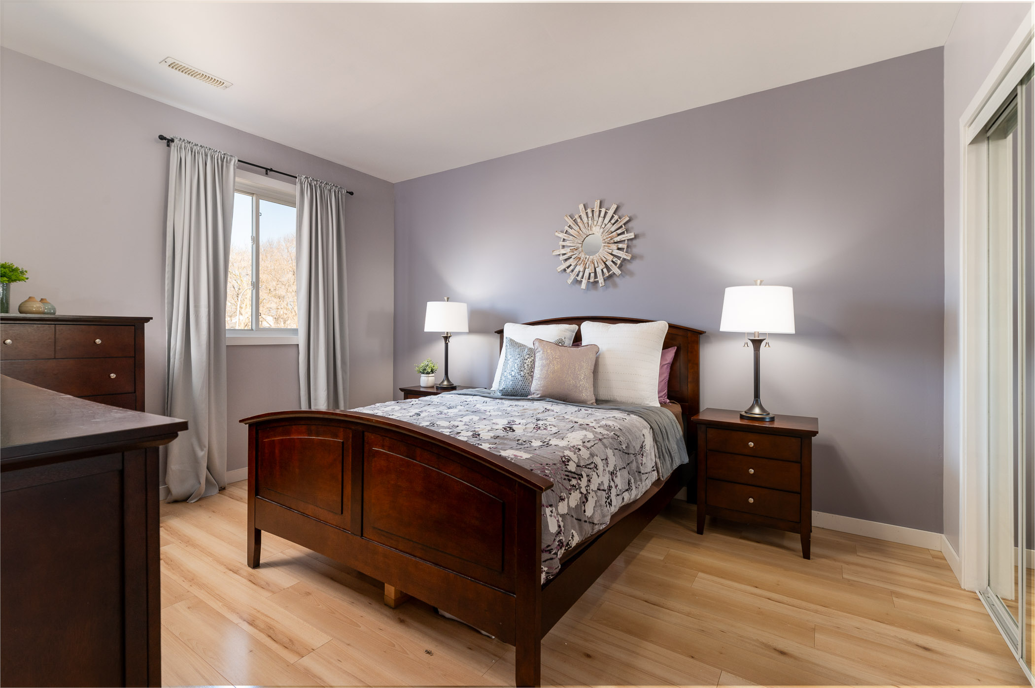 608 Upper James Street, Hamilton - Presented by Campbell & Company Real Estate