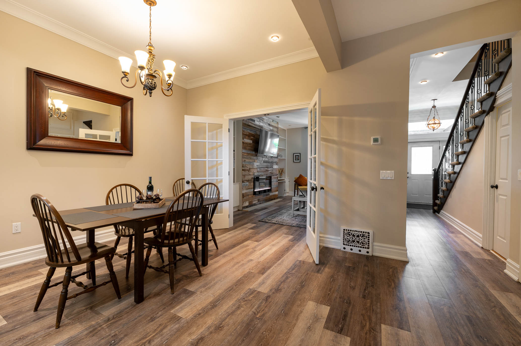 128 Park Street North, Hamilton - Presented by Campbell & Company Real Estate