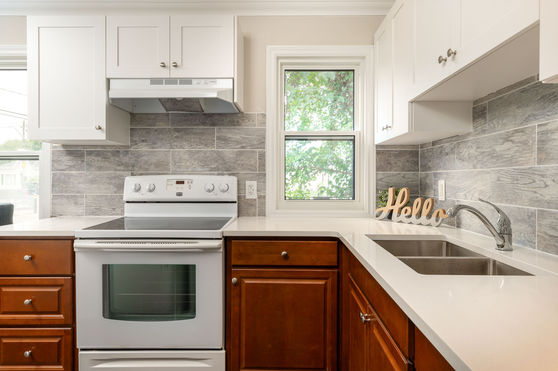 180 Elgin Street, Brantford - Presented by Campbell & Company Real Estate