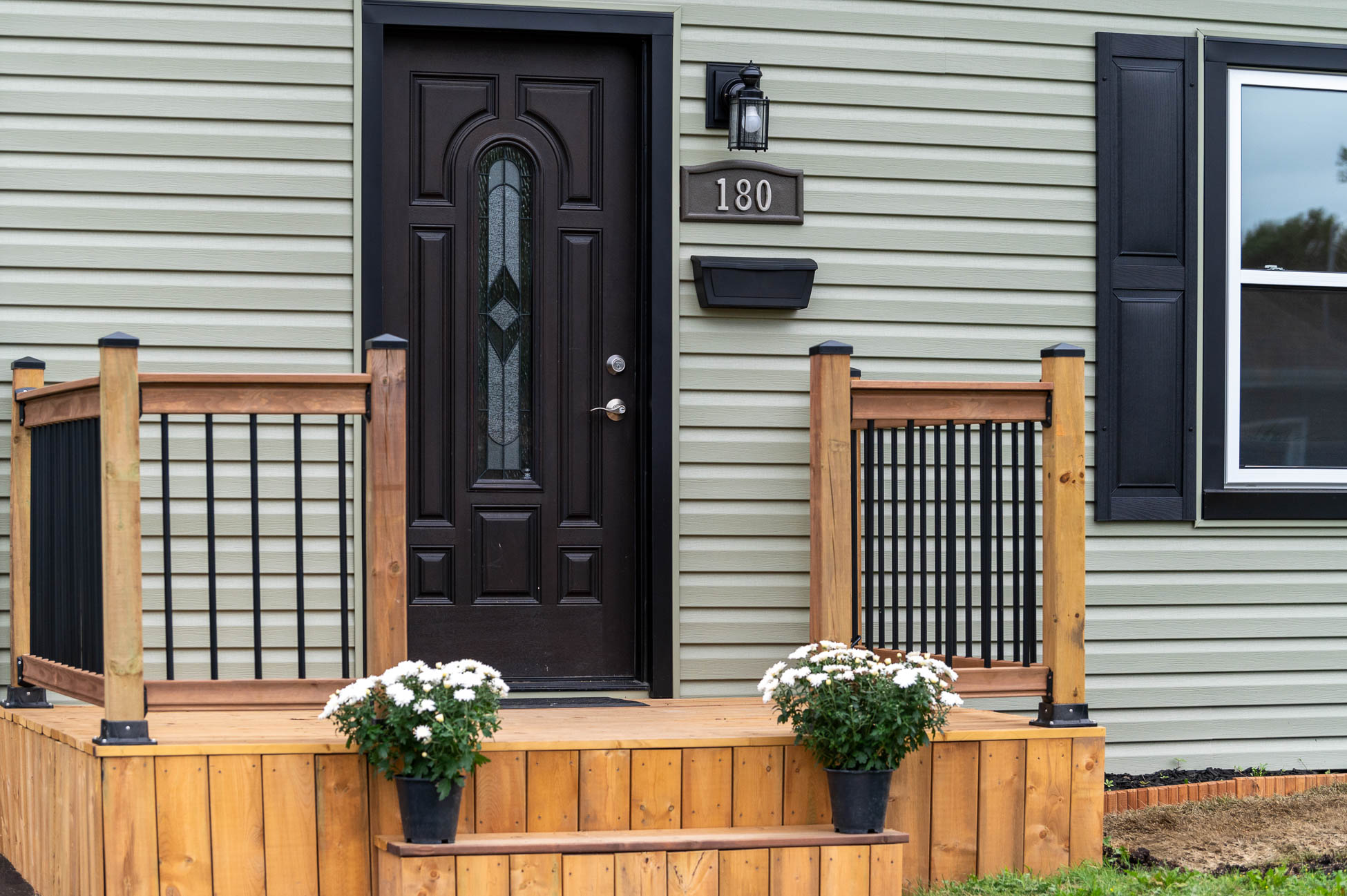 180 Elgin Street, Brantford - Presented by Campbell & Company Real Estate