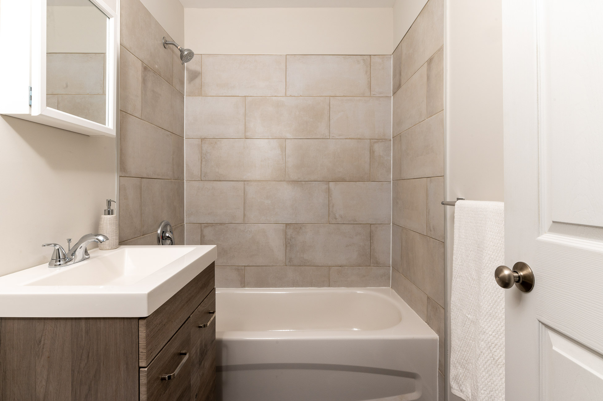 180 Elgin Street, Brantford - Presented by Campbell & Company Real Estate