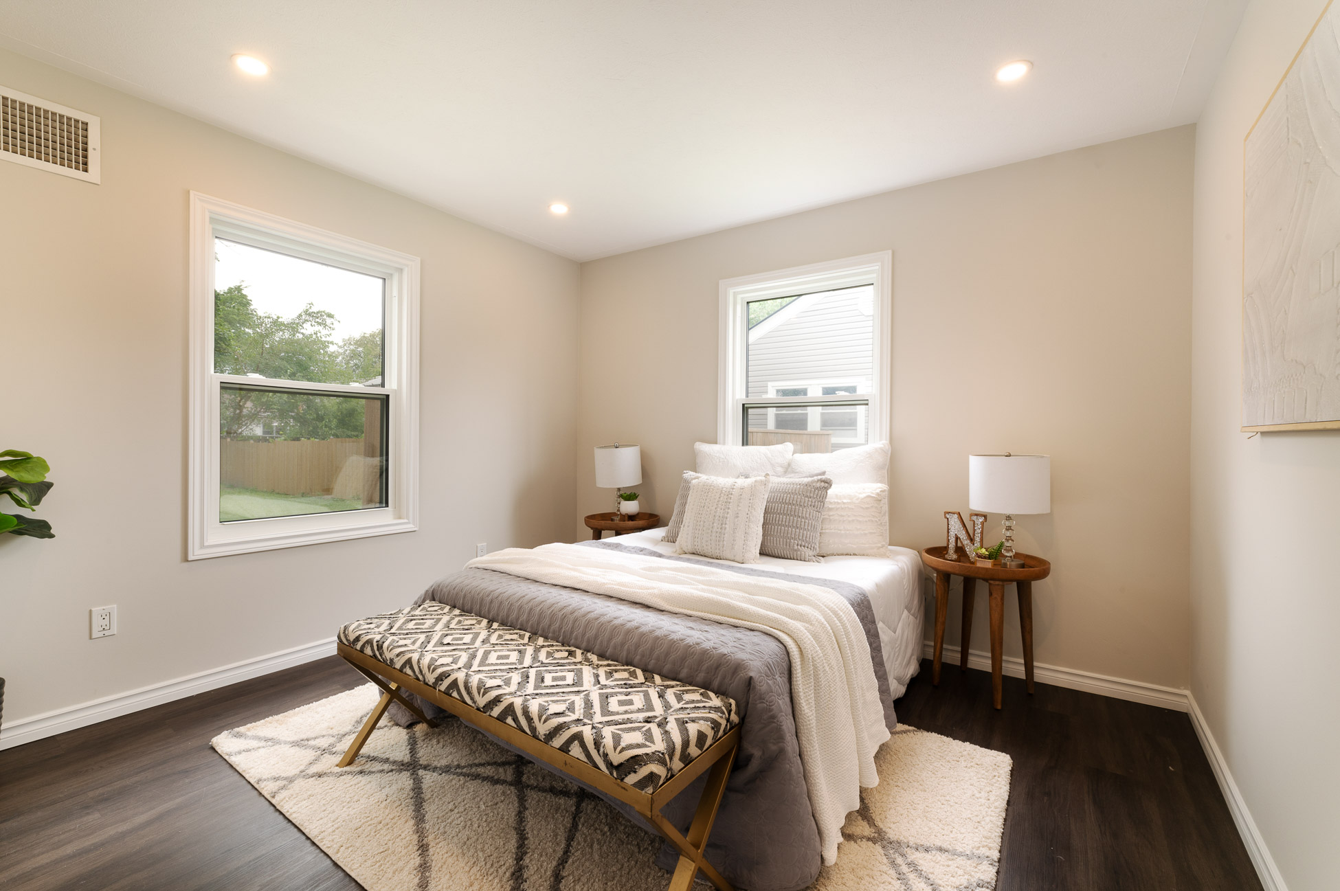 180 Elgin Street, Brantford - Presented by Campbell & Company Real Estate