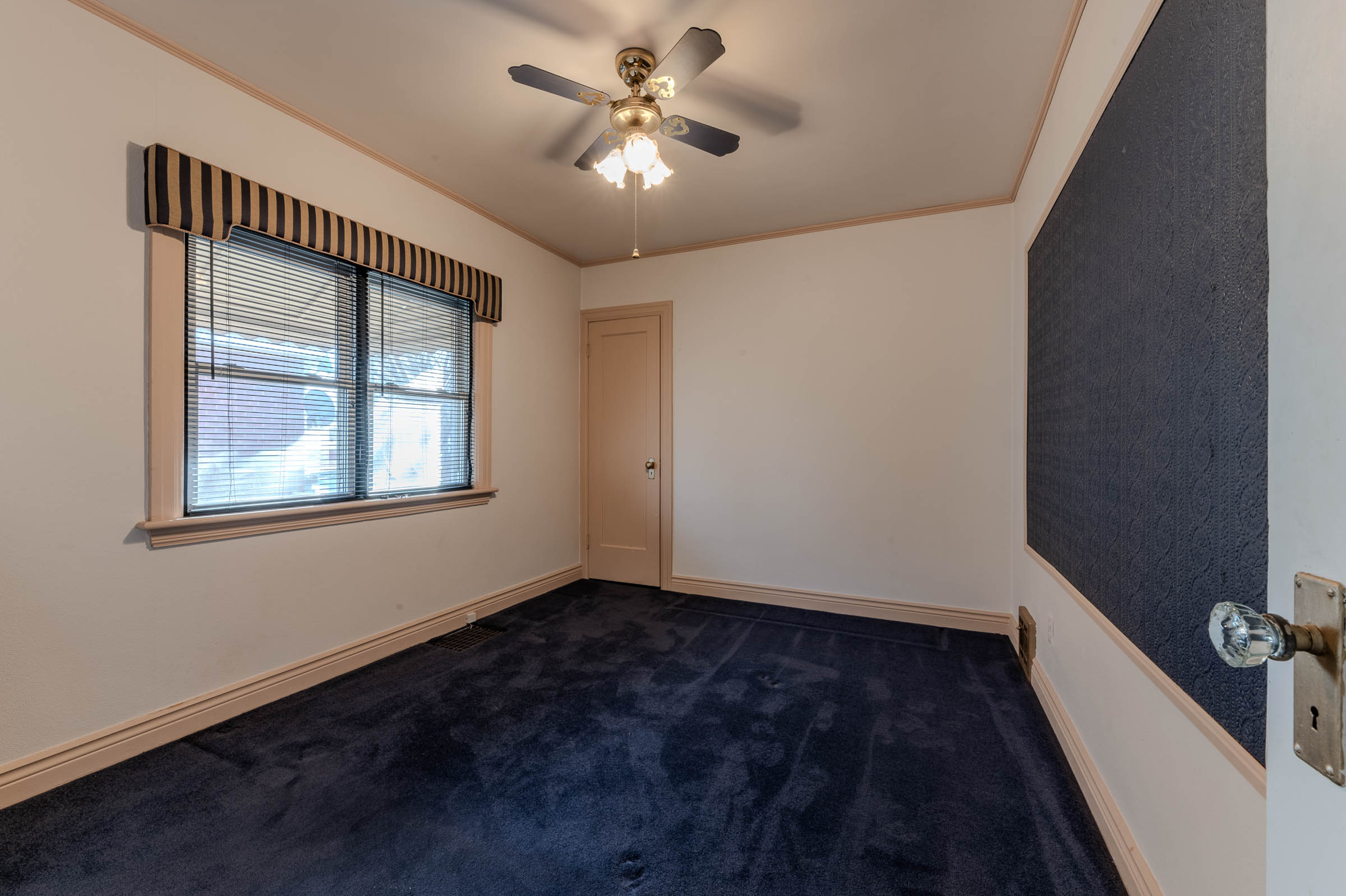 547 Roxborough Avenue, Hamilton - Presented by Campbell & Company Real Estate