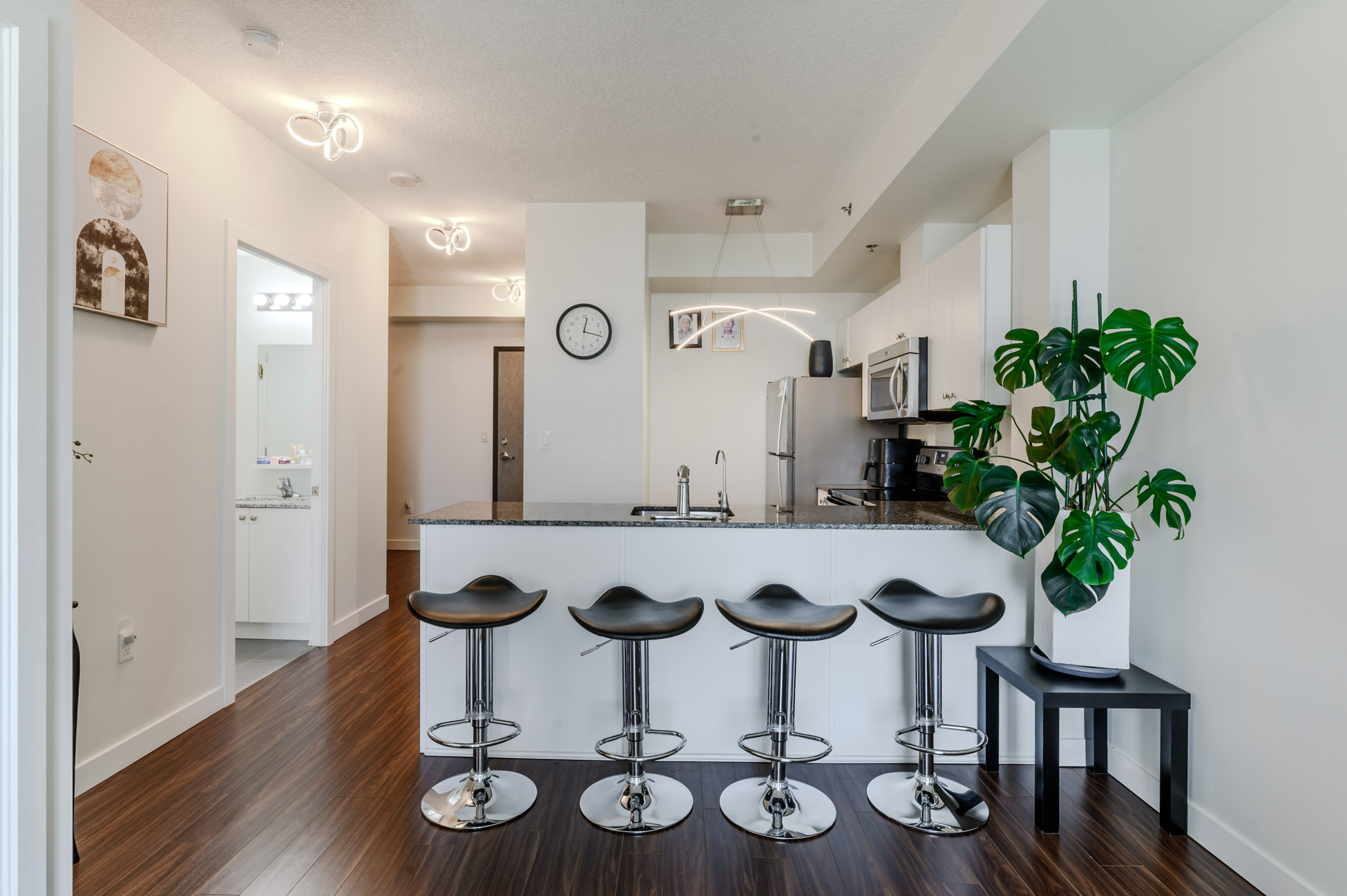 407-150 Water Street North, Cambridge - Presented by Campbell & Company Real Estate