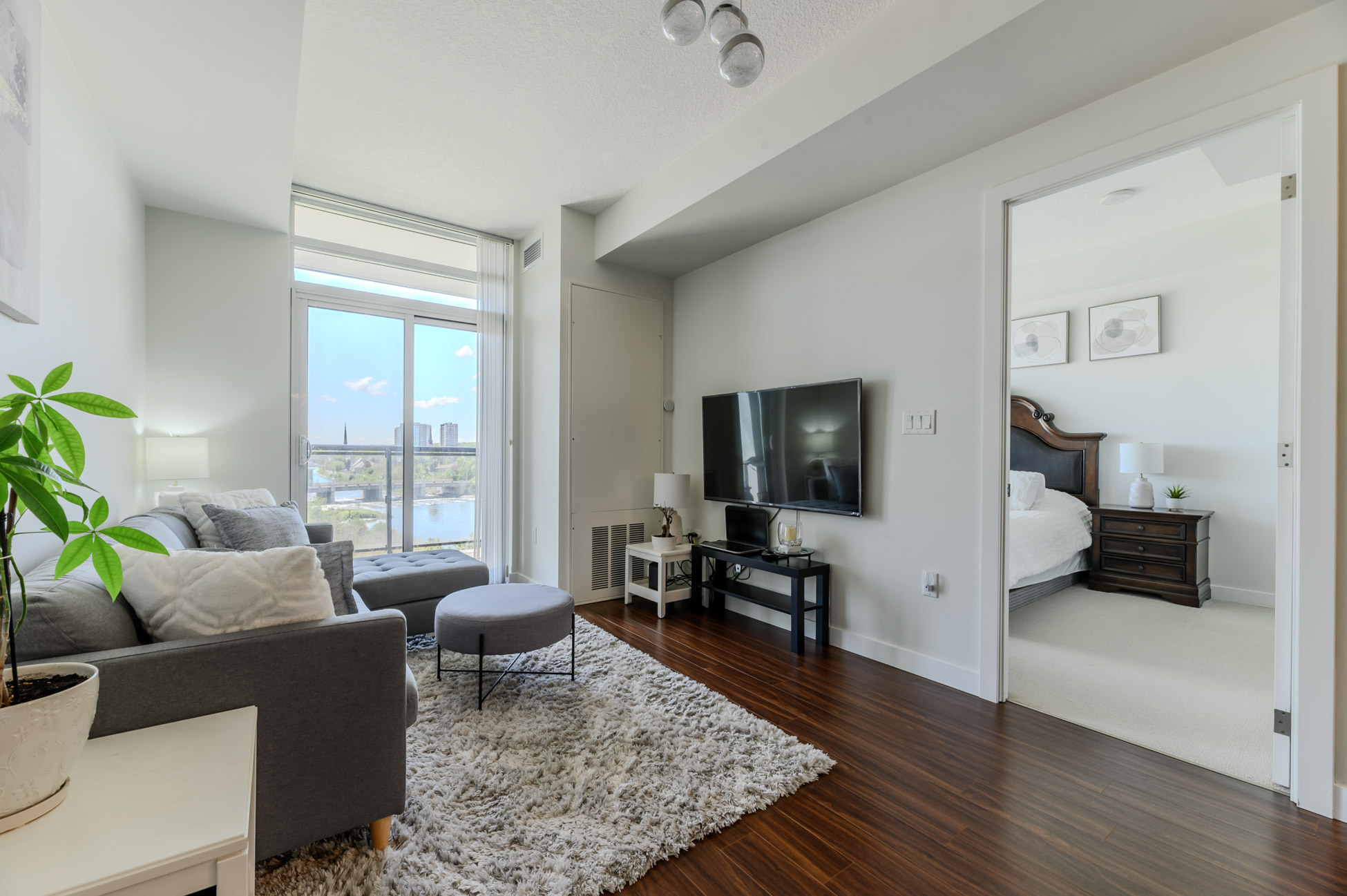 407-150 Water Street North, Cambridge - Presented by Campbell & Company Real Estate