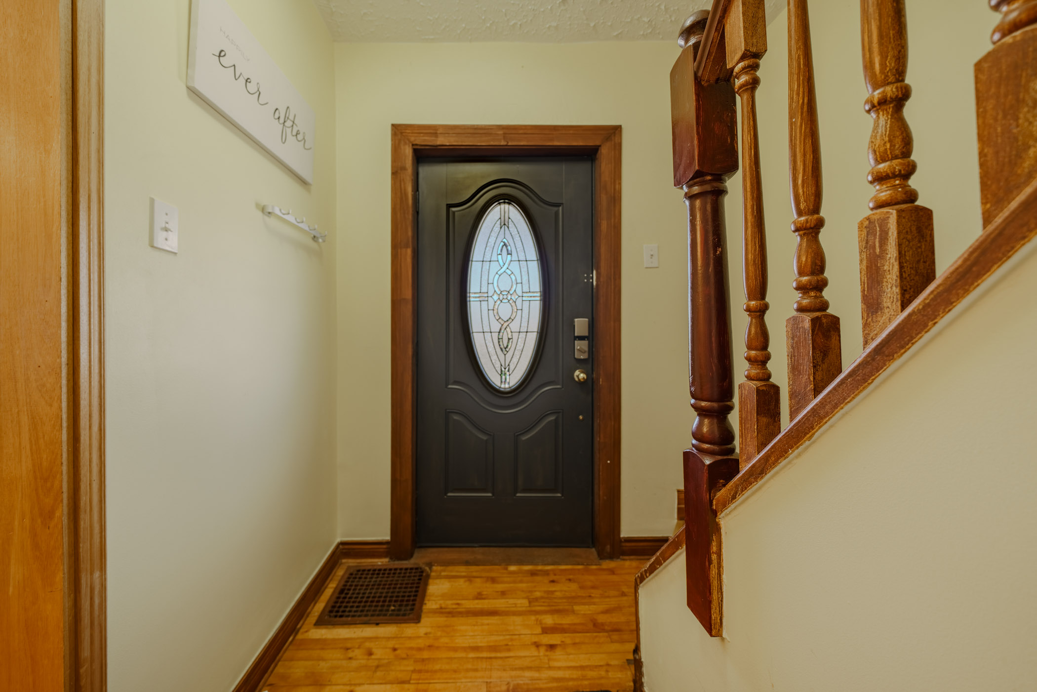 5684 Spring Street, Niagara Falls - Presented by Campbell & Company Real Estate