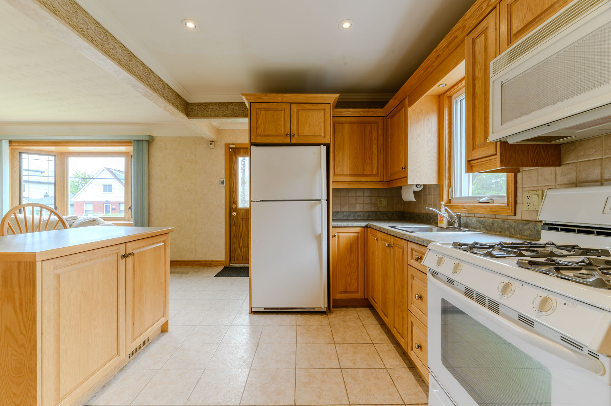 36 Shadyside Avenue, Hamilton - Presented by Campbell & Company Real Estate