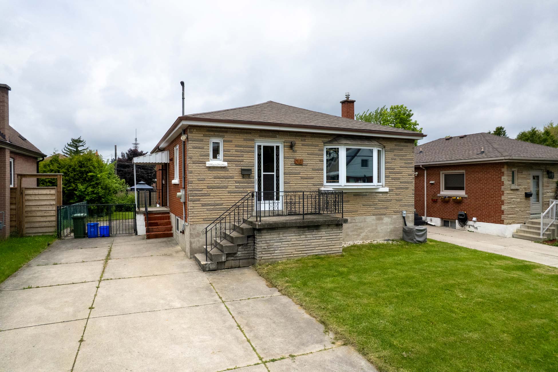 36 Shadyside Avenue, Hamilton - Presented by Campbell & Company Real Estate