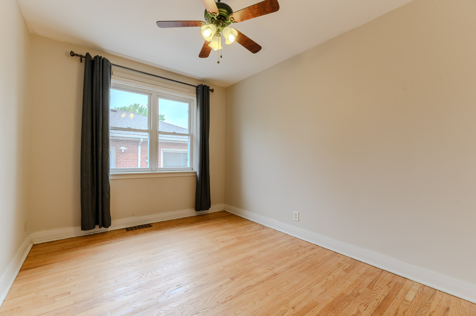 36 Shadyside Avenue, Hamilton - Presented by Campbell & Company Real Estate