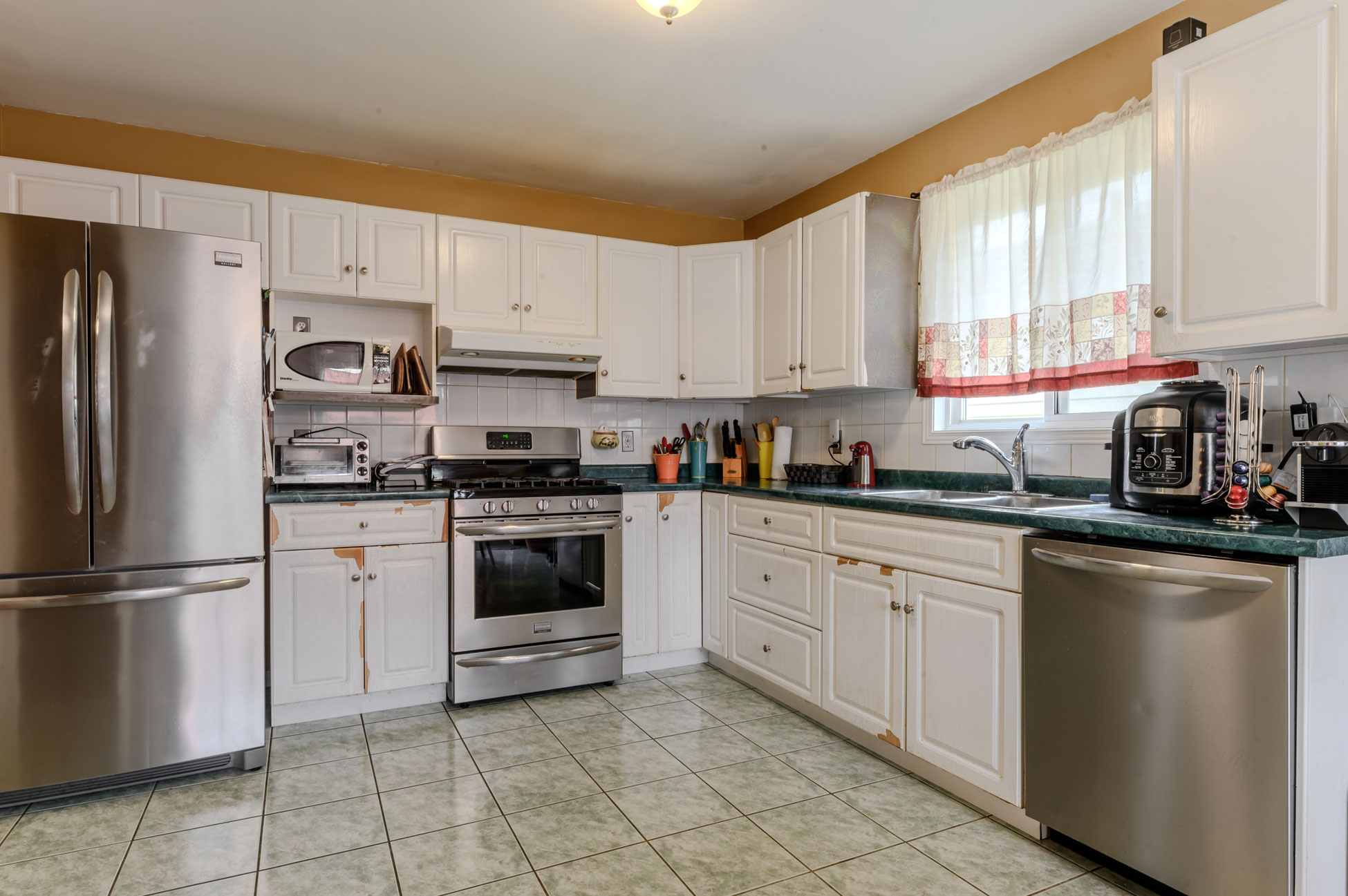 8 Shannon Street, Brantford - Presented by Campbell & Company Real Estate