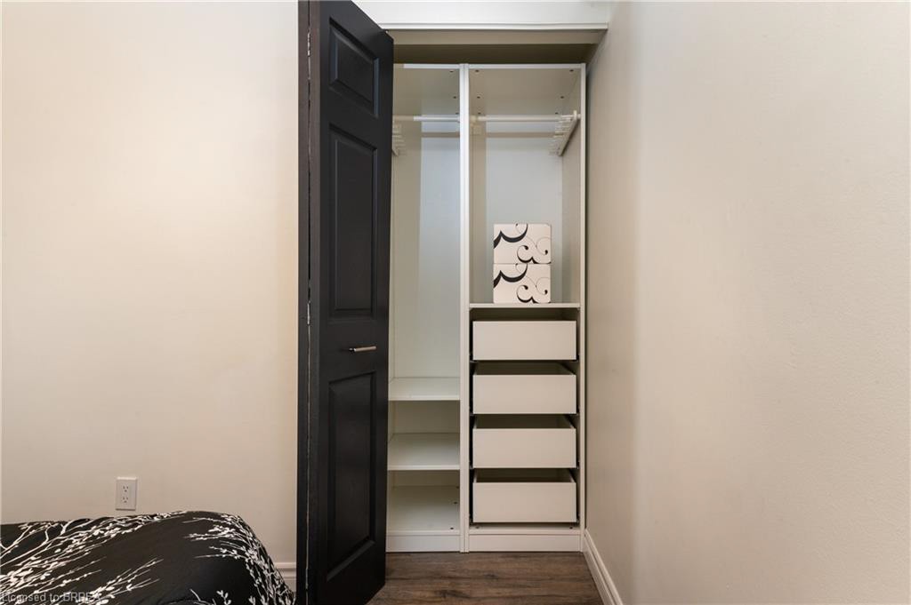 102-200 Charlton Avenue East, Hamilton - Presented by Campbell & Company Real Estate