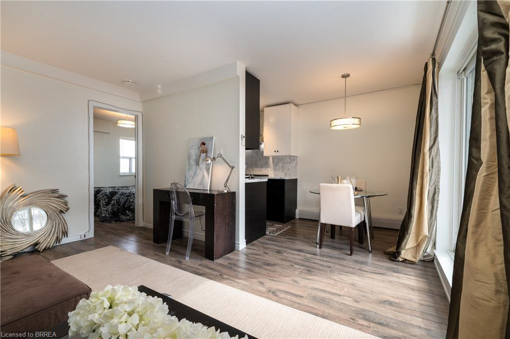 102-200 Charlton Avenue East, Hamilton - Presented by Campbell & Company Real Estate