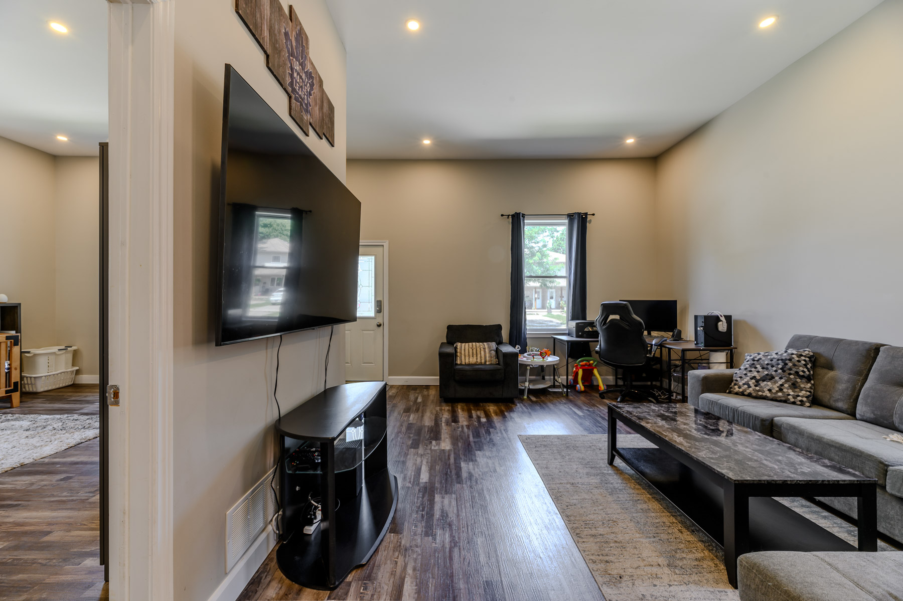 18 Winniett Street, Brantford - Presented by Campbell & Company Real Estate