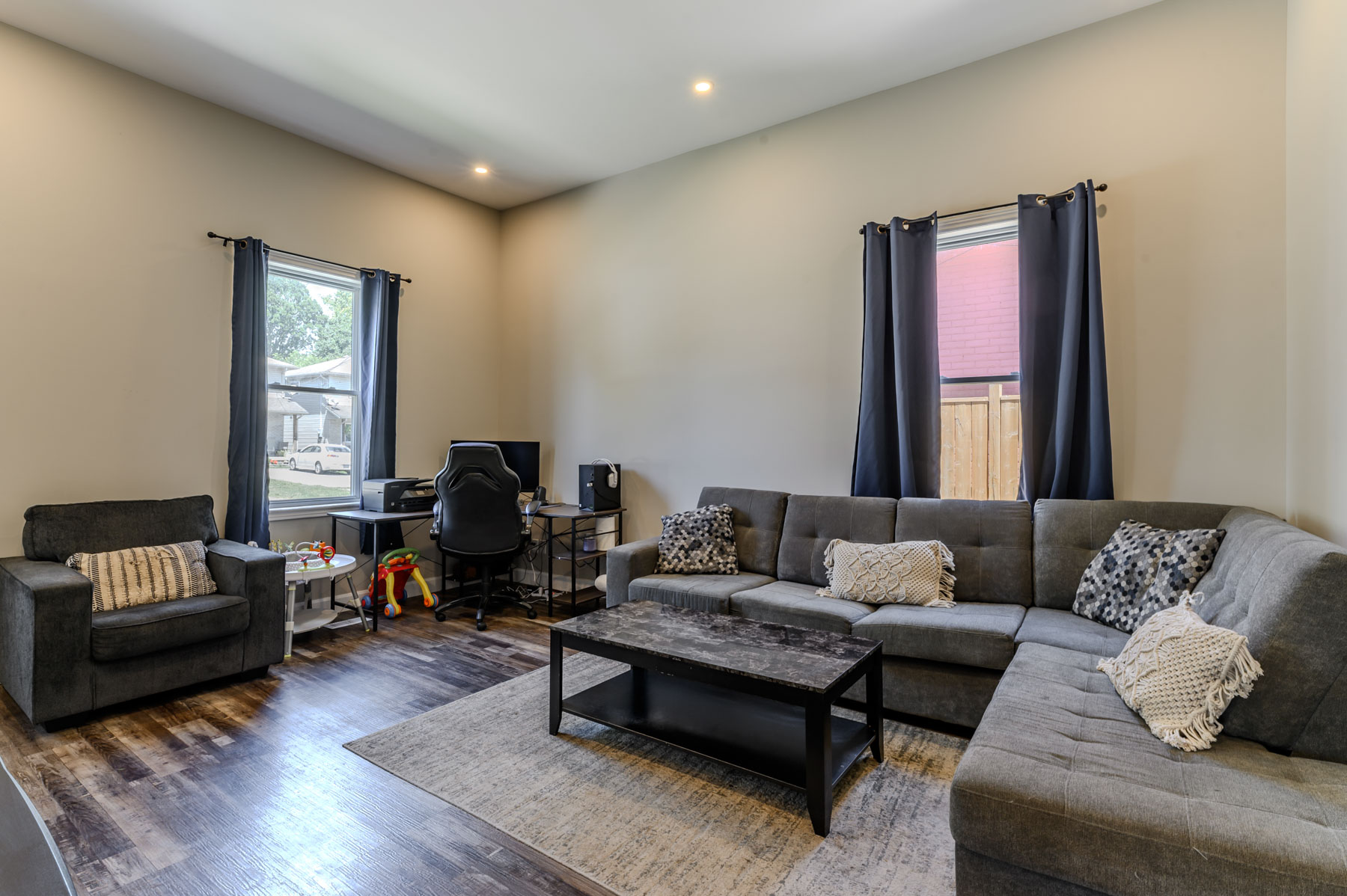 18 Winniett Street, Brantford - Presented by Campbell & Company Real Estate