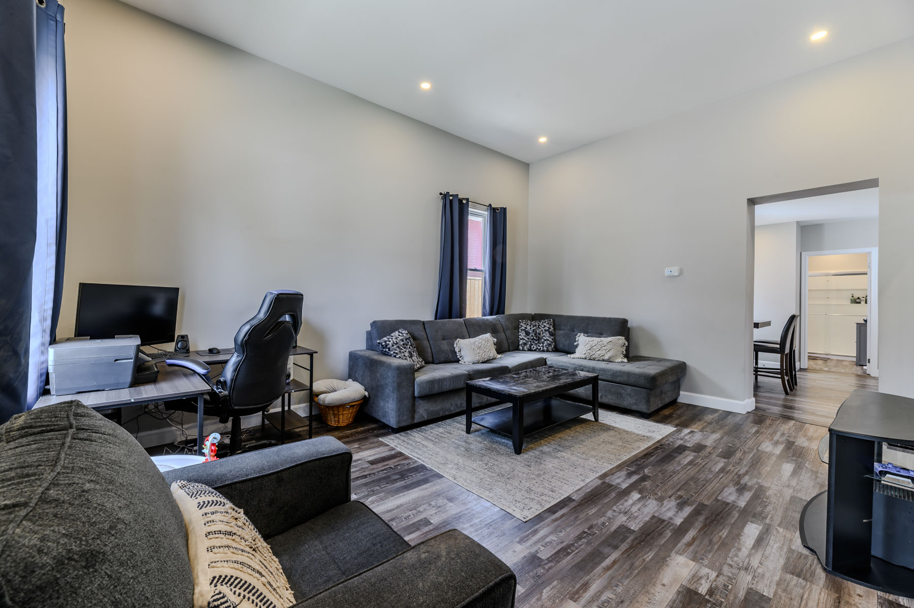 18 Winniett Street, Brantford - Presented by Campbell & Company Real Estate