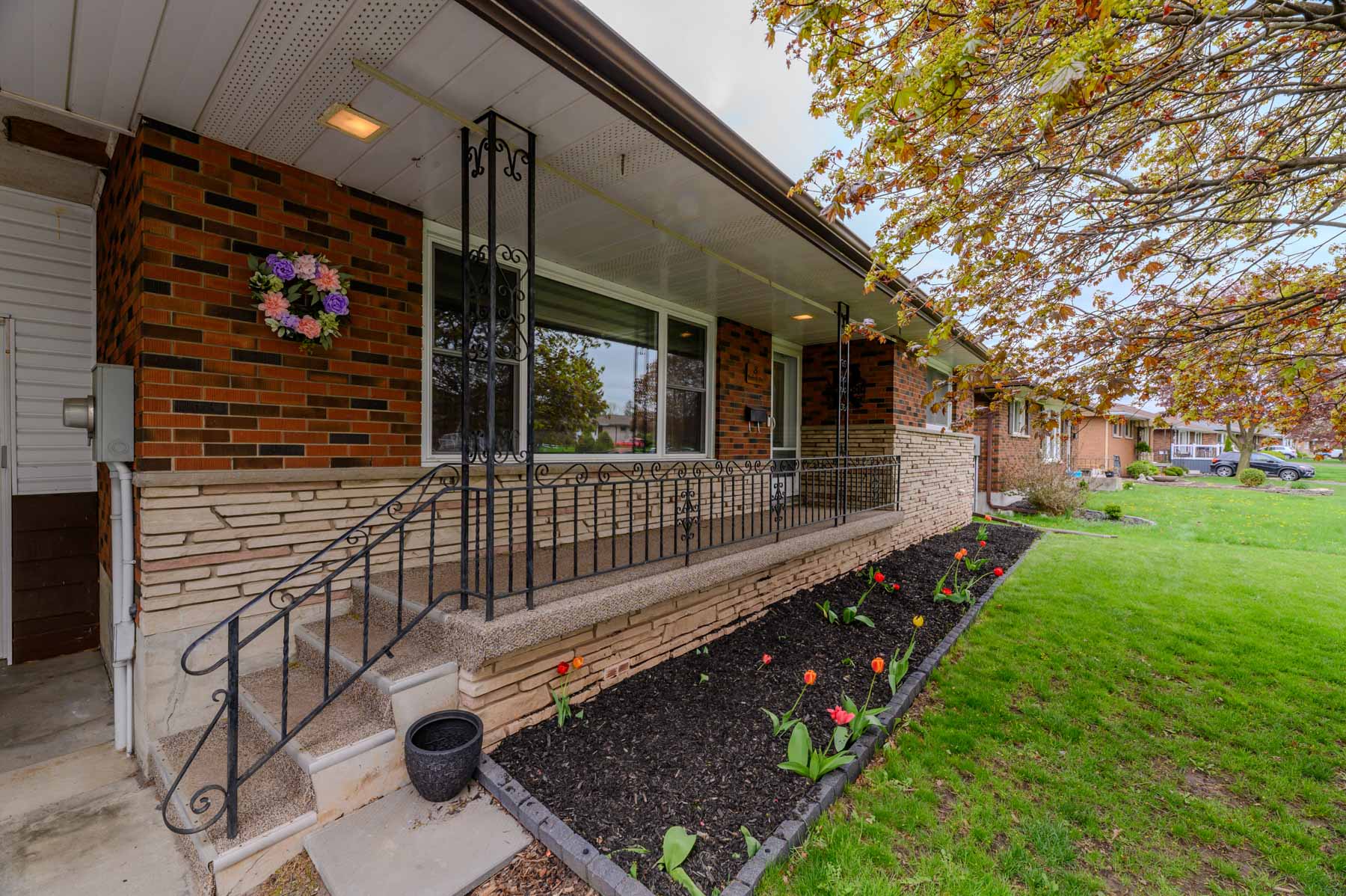 8 Pembroke Avenue, Brantford - Presented by Campbell & Company Real Estate