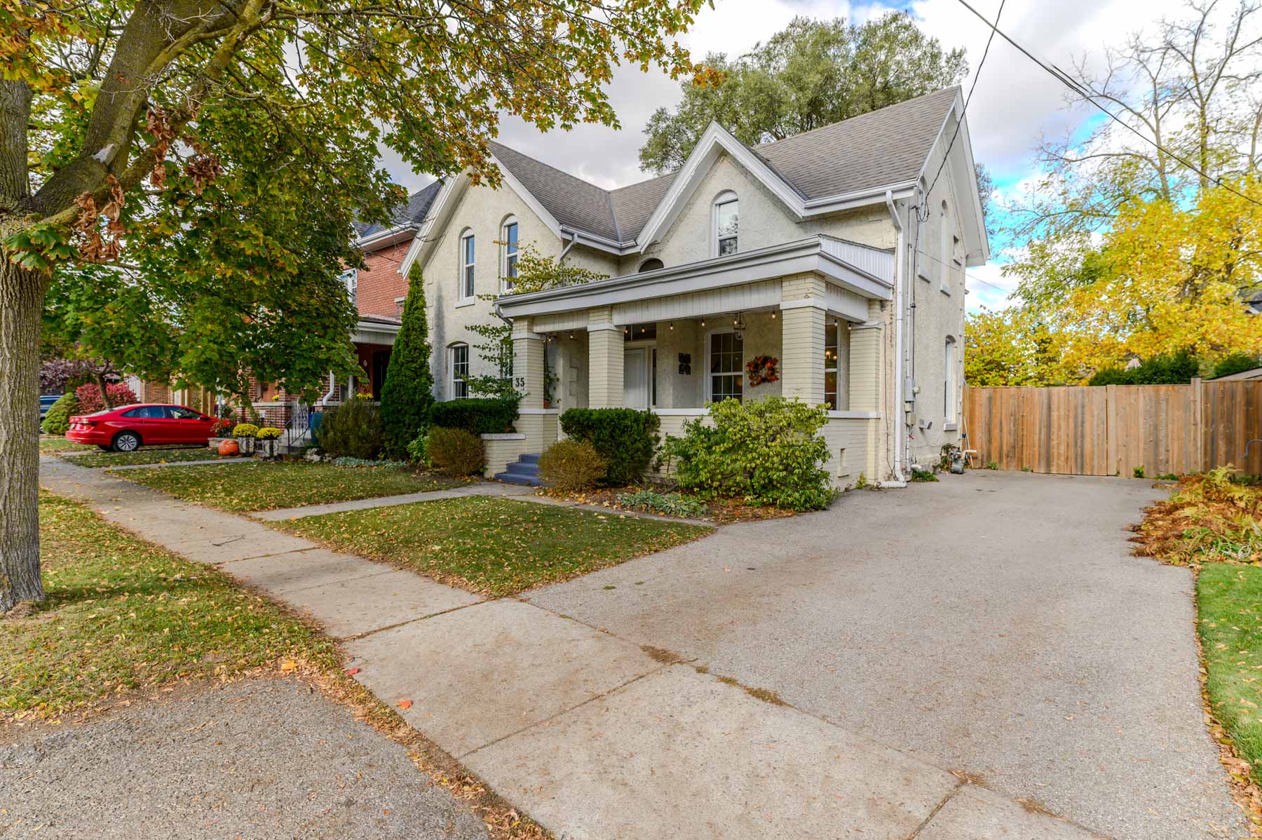 35 Egerton Street, Brantford - Presented by Campbell & Company Real Estate