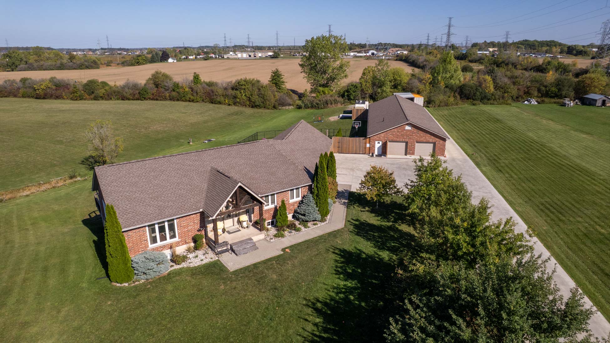 2350 Gainer Street, Thorold - Presented by Campbell & Company Real Estate