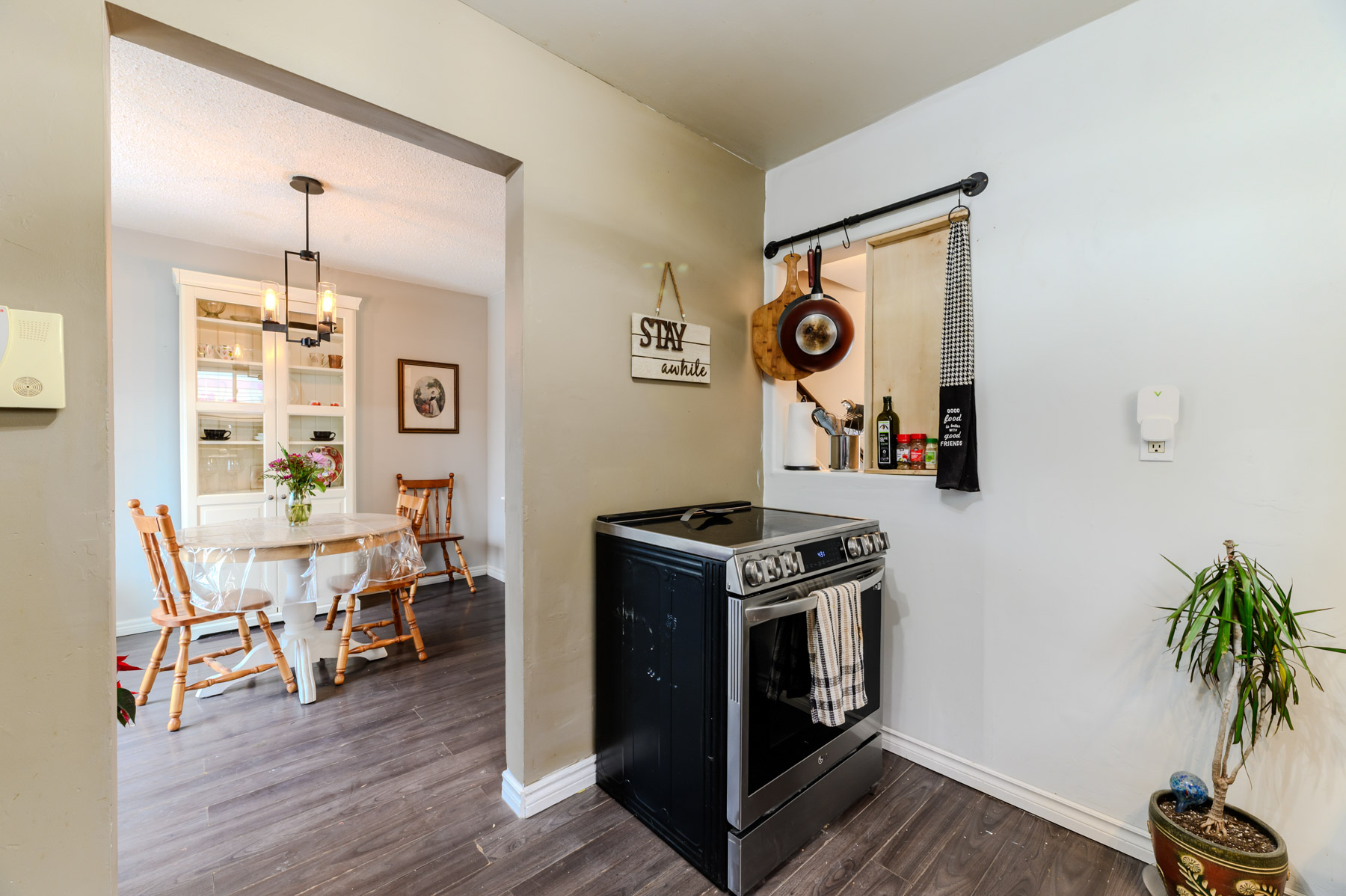 12 White Owl Crescent, Brantford - Presented by Campbell & Company Real Estate