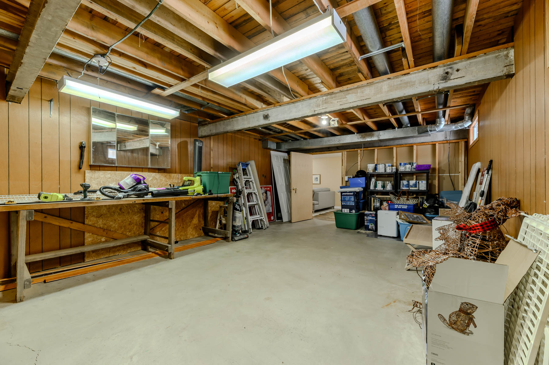 60 Curtis Avenue South, Paris - Presented by Campbell & Company Real Estate