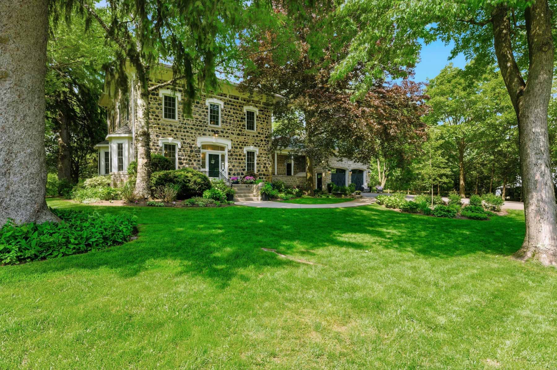 25 Dunbar Street, Glen Morris - Presented by Campbell & Company Real Estate