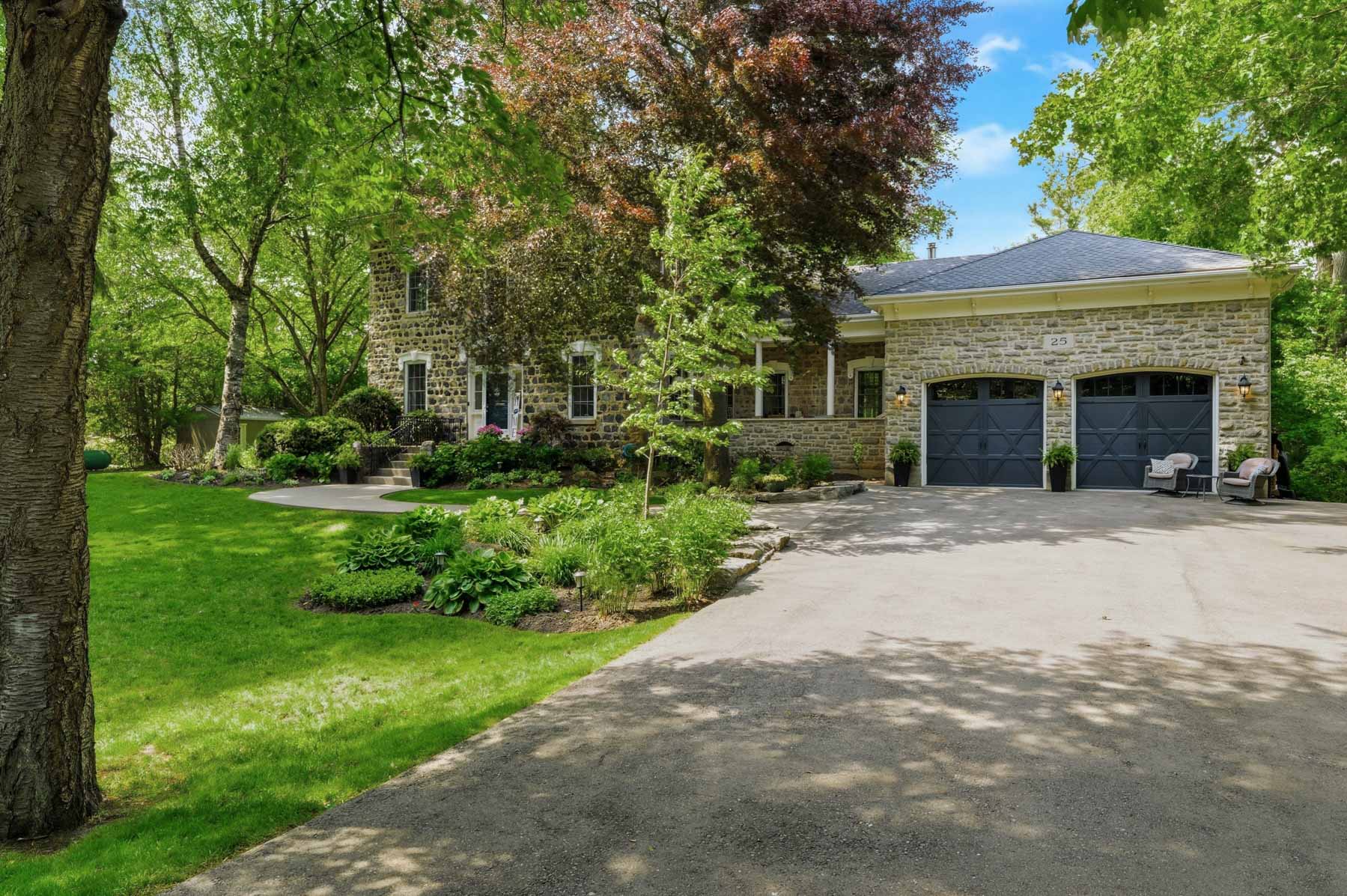 25 Dunbar Street, Glen Morris - Presented by Campbell & Company Real Estate