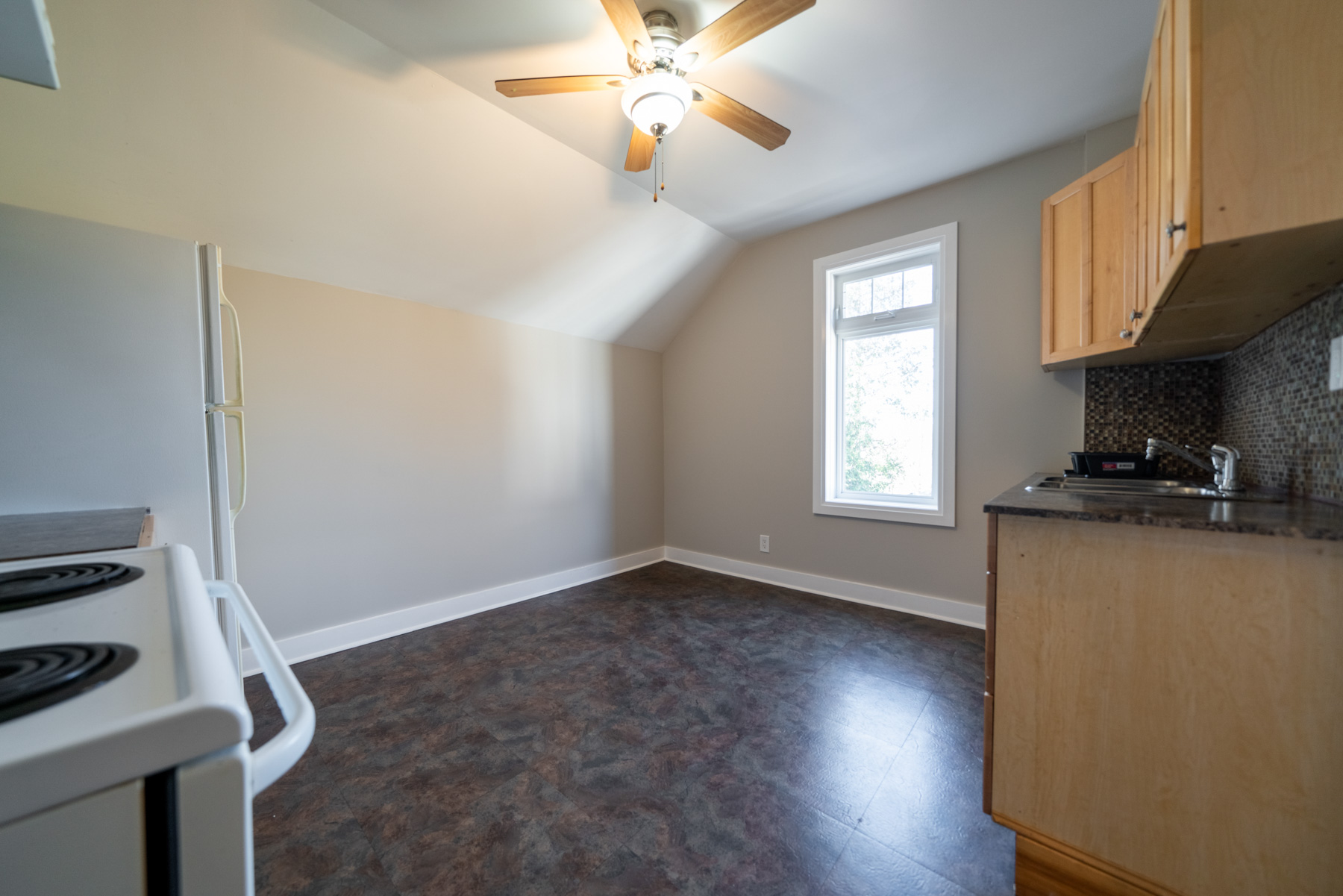 76 Richmond Street - Unit A, Brantford - Presented by Campbell & Company Real Estate