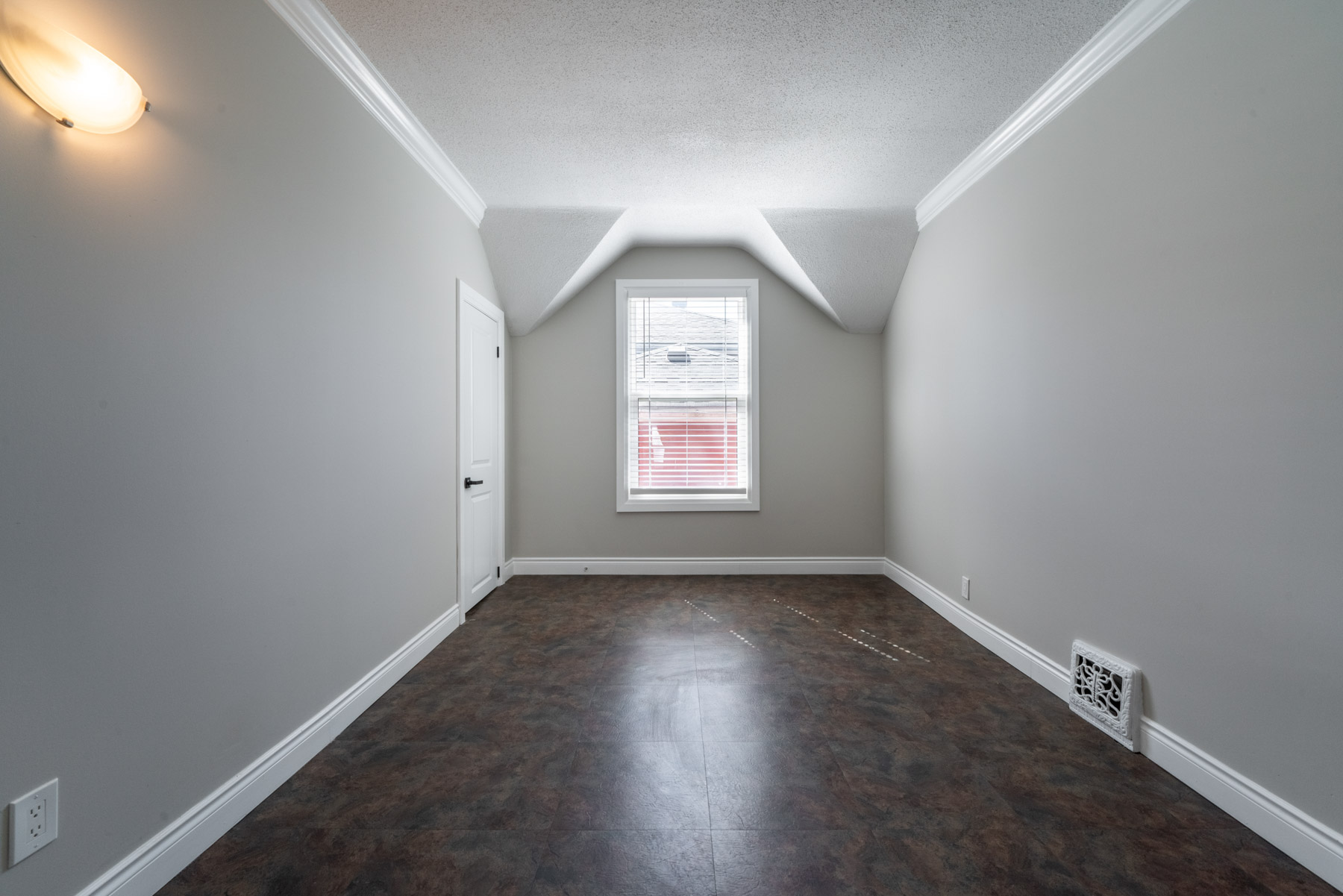76 Richmond Street - Unit A, Brantford - Presented by Campbell & Company Real Estate